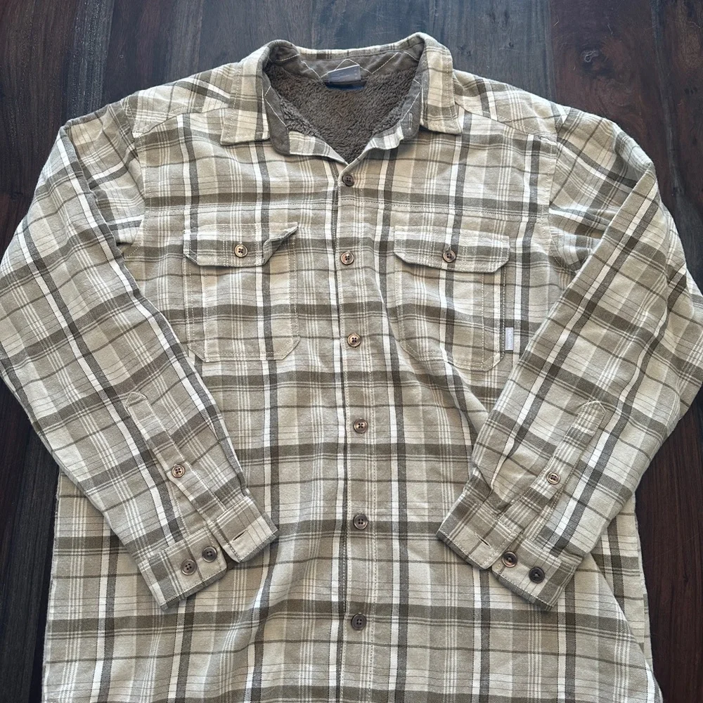 Columbia Men's Sherpa Lined Plaid Flannel - Beige and Olive